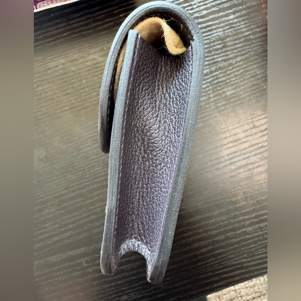 Constance Slim bicolor wallet
NEW HERMES color prunoir/rose azalée
NWT’s/box - Picture 10 of 10